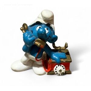 Vintage 1980 Schleich Smurf Telephone Figure Peyo PVC Toy Hong Kong